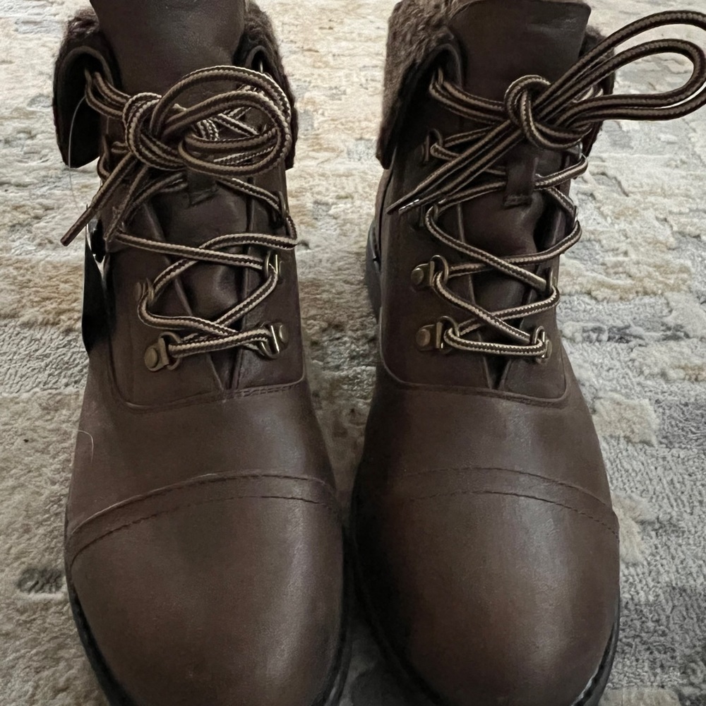 Boots - Picture 2 of 3